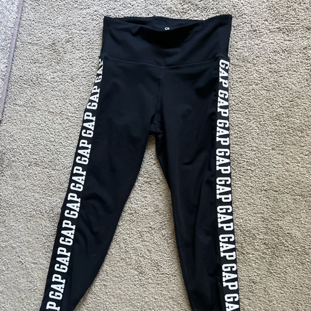 Black leggings
